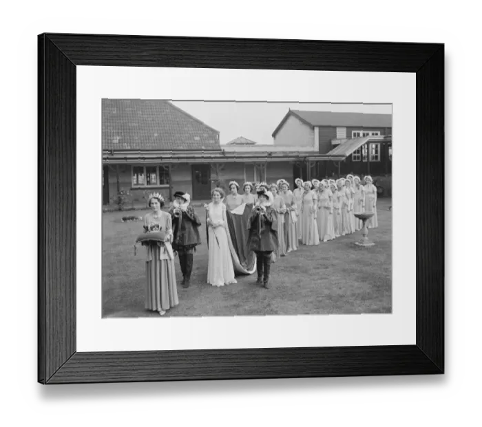 Framed Print : The Dartford Carnival Queen and her attendees at the her coronation. 1937 Framed Print : The Dartford Carnival Queen and her attendees at the her coronation. 1937