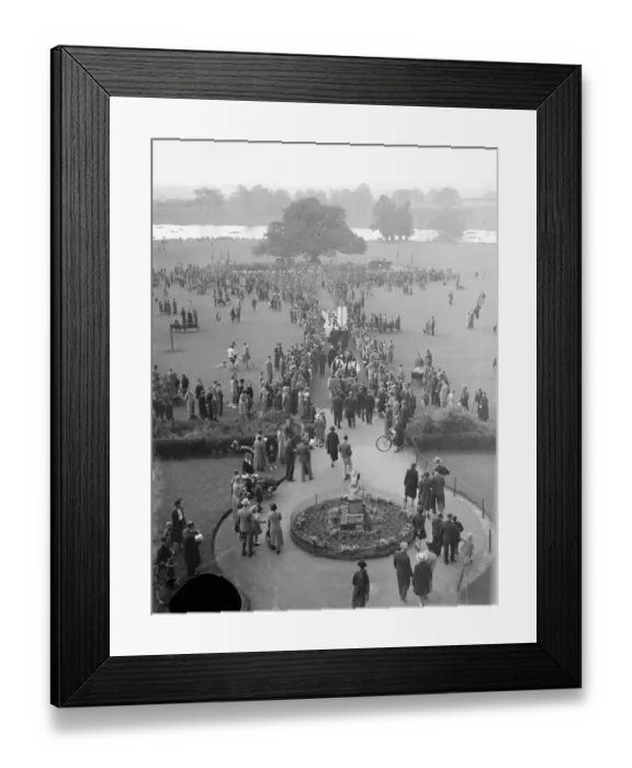 Framed Print : The Drumhead Service and National Service demonstration at Danson Park in Bexleyheath Framed Print : The Drumhead Service and National Service demonstration at Danson Park in Bexleyheath