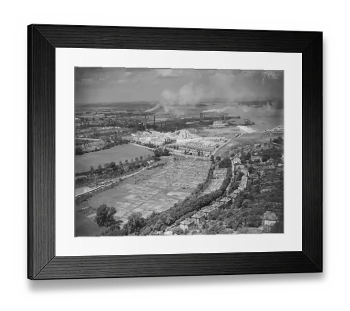 Framed Print : An aerial view of Greenhithe, Kent. 1939 Framed Print : An aerial view of Greenhithe, Kent. 1939