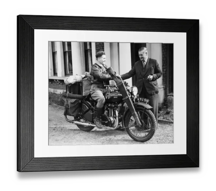 Framed Print : Mr Joseph Arthur Walter Perkins, a 24 year old experimental chemist, left his home