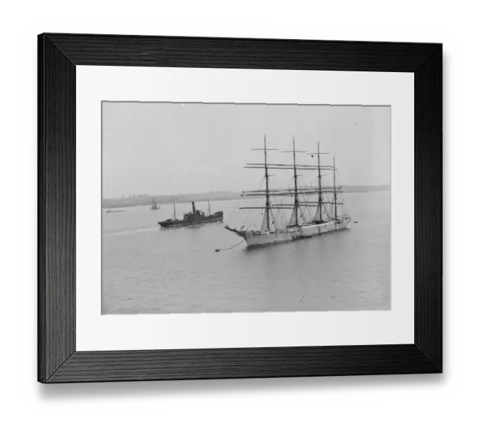 Framed Print : The windjammer Magdalene Vinnen at anchor. 1939