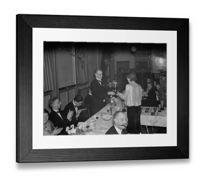 Framed Print : Dartford Wheelers hold their dinner. Councillor A Webb, JP, presents the prizes