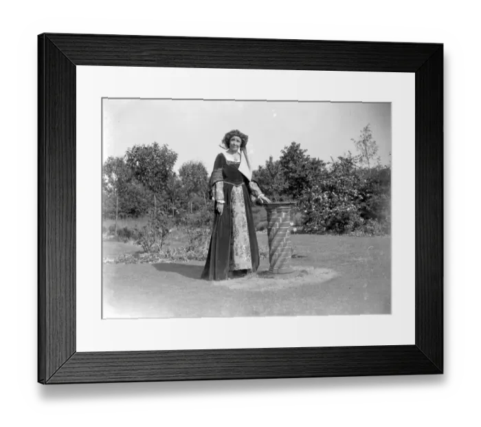 Framed Print : Miss C. Hall at the Pagent for Kent Womens Institute. 1934