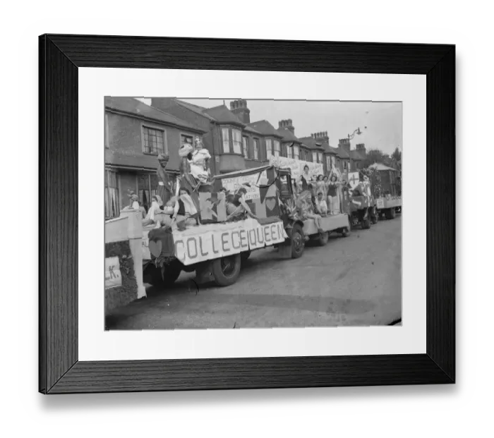 Framed Print : The float procession lined up for the Dartford Carnival. 1939 Framed Print : The float procession lined up for the Dartford Carnival. 1939