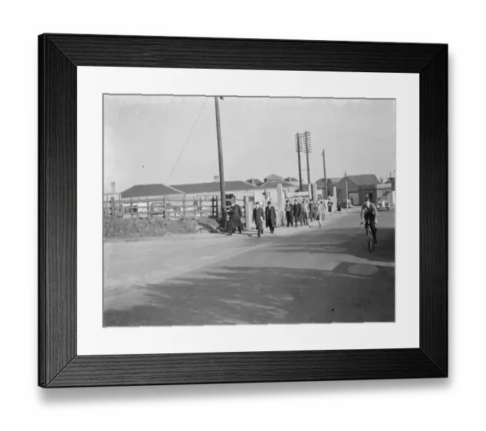 Framed Print : Station approach in Orpington. 1939