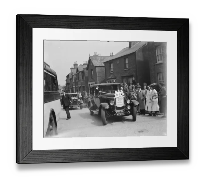 Framed Print : Sidcups May Queen leaves in a car for Hayes. 1937 Framed Print : Sidcups May Queen leaves in a car for Hayes. 1937