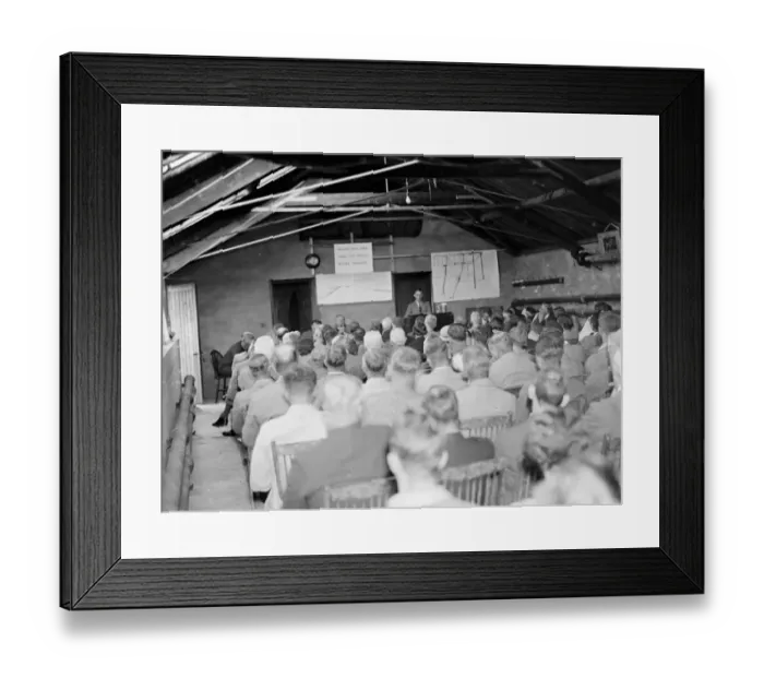 Framed Print : A lecture at the East Malling Research Station. 1935