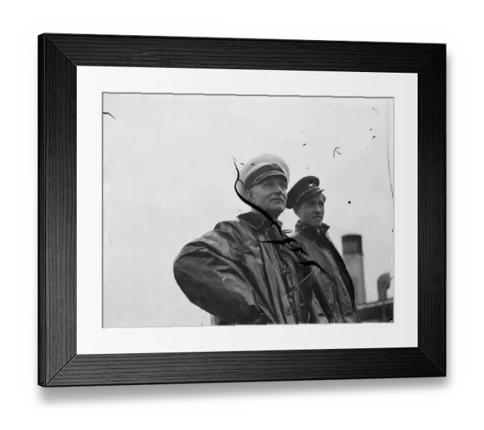 Framed Print : Thames pilots at Gravesend, Kent, who help ships navigate through the congested Framed Print : Thames pilots at Gravesend, Kent, who help ships navigate through the congested