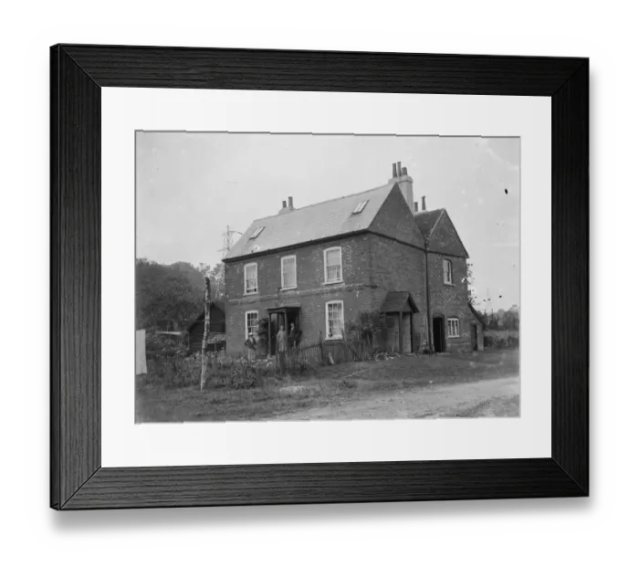 Framed Print : Cottage in Keston, Kent. 1935 Framed Print : Cottage in Keston, Kent. 1935