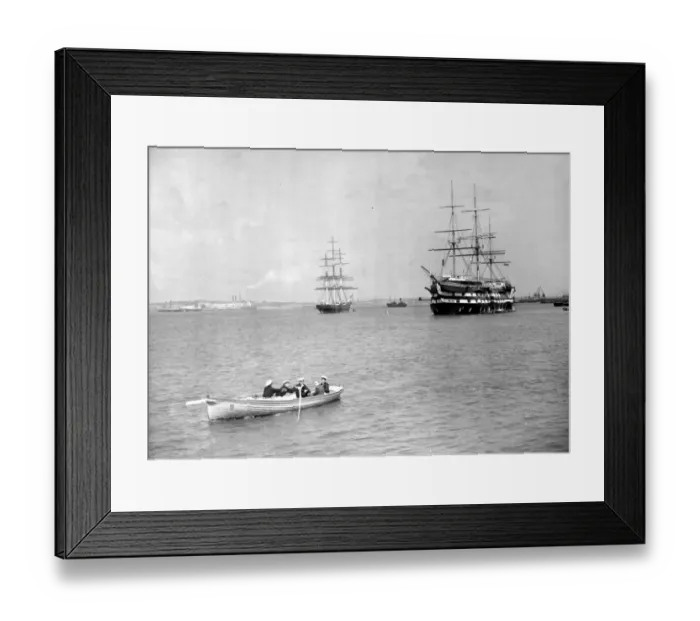 Framed Print : Culty Sarks arrival as it moors alongside HMS Worcester on the River Thames off Greenhithe Framed Print : Culty Sarks arrival as it moors alongside HMS Worcester on the River Thames off Greenhithe