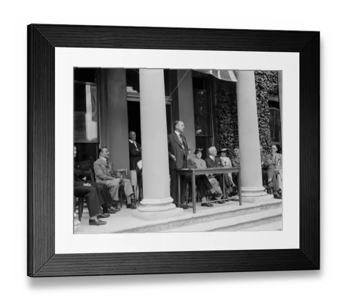 Framed Print : Old Elthamians fete in Kent. 1936 Framed Print : Old Elthamians fete in Kent. 1936