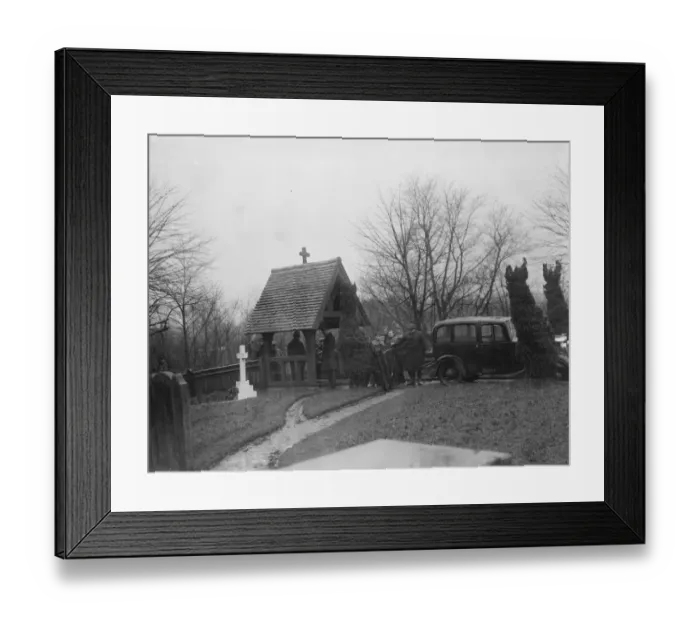 Framed Print : Car goes to church in Foots Cray, Kent. Scene of an accident where a car has crashed Framed Print : Car goes to church in Foots Cray, Kent. Scene of an accident where a car has crashed