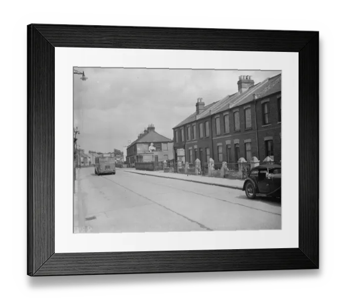 Framed Print : A condemed house on Dartford Tunnel Road in Kent. 1938 Framed Print : A condemed house on Dartford Tunnel Road in Kent. 1938