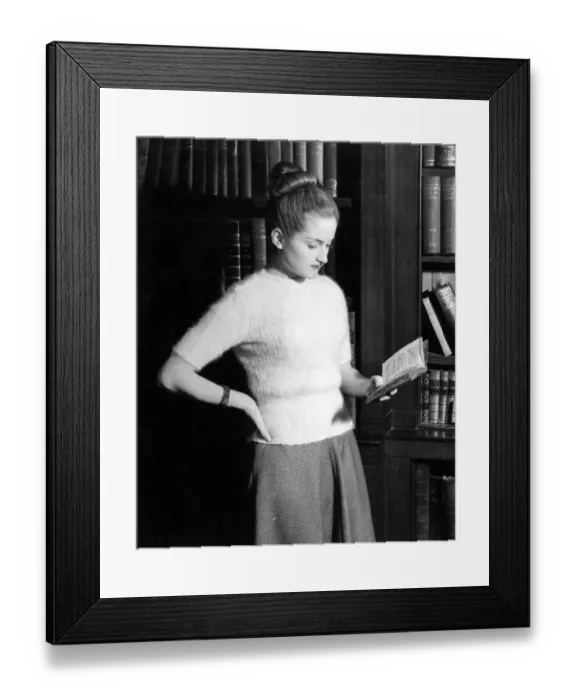Framed Print : Young woman reading