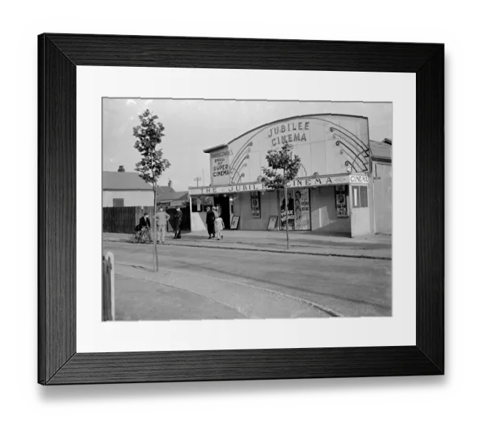 Framed Print : The Jubilee Cinema in Swanscombe, Kent. 1936 Framed Print : The Jubilee Cinema in Swanscombe, Kent. 1936
