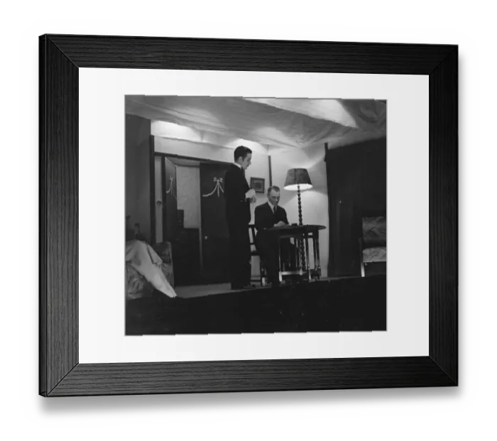 Framed Print : The Hartley Players, an amateur dramatic association from Harley, Kent, performing Framed Print : The Hartley Players, an amateur dramatic association from Harley, Kent, performing