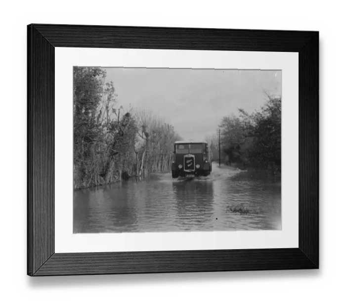 Framed Print : A Foden diesel lorry drives through the floods in Beltring, Kent. 1936 Framed Print : A Foden diesel lorry drives through the floods in Beltring, Kent. 1936