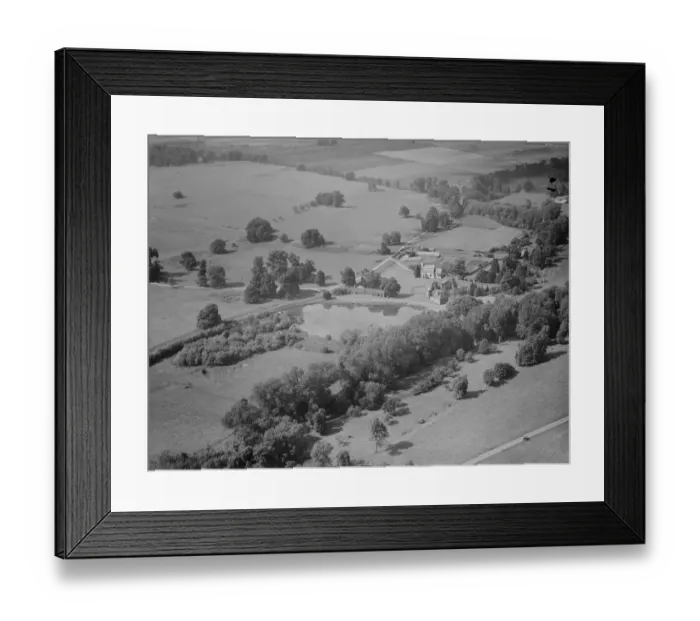 Framed Print : An aerial view of Lullingstone Castle near Eynsford, Kent. 1939