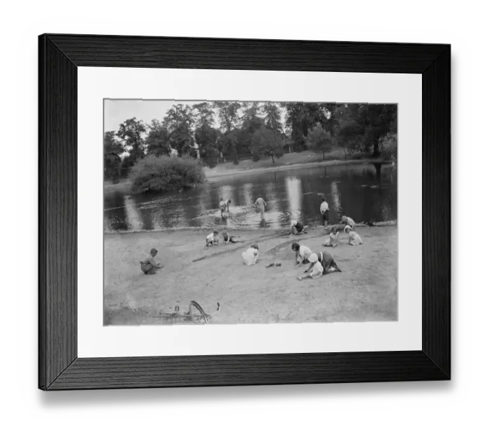 Framed Print : Children playing in the sand at Chislehurst, Kent 1935 Framed Print : Children playing in the sand at Chislehurst, Kent 1935