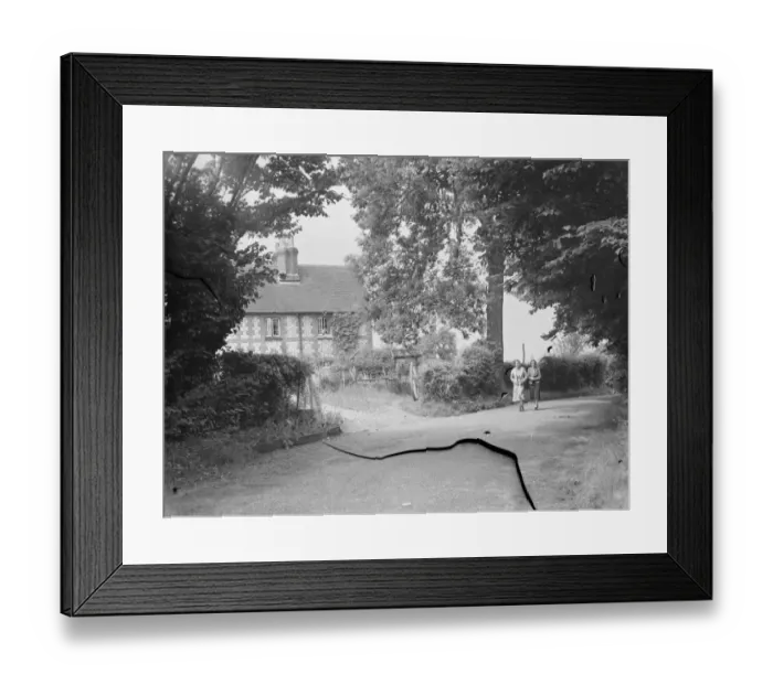 Framed Print : Taking a walk down Farthing Street in Farnborough, Kent. This area is part of