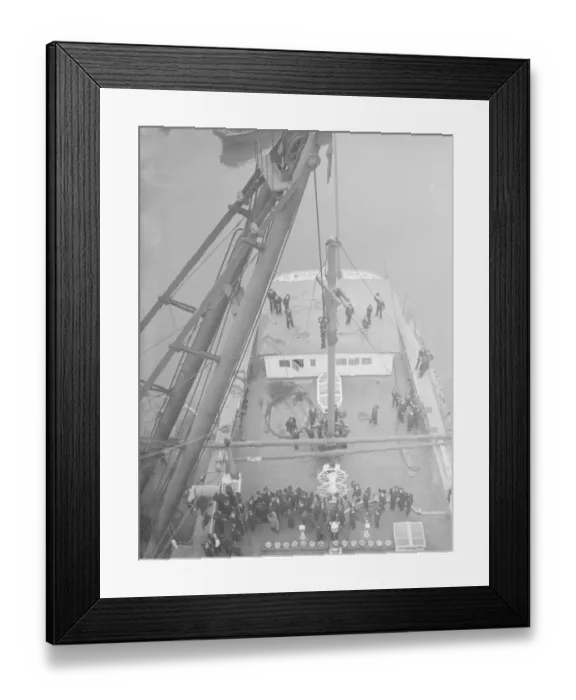 Framed Print : HMS Worcester a training ship at Greenhithe, Kent, for the Thames Nautical Training Framed Print : HMS Worcester a training ship at Greenhithe, Kent, for the Thames Nautical Training