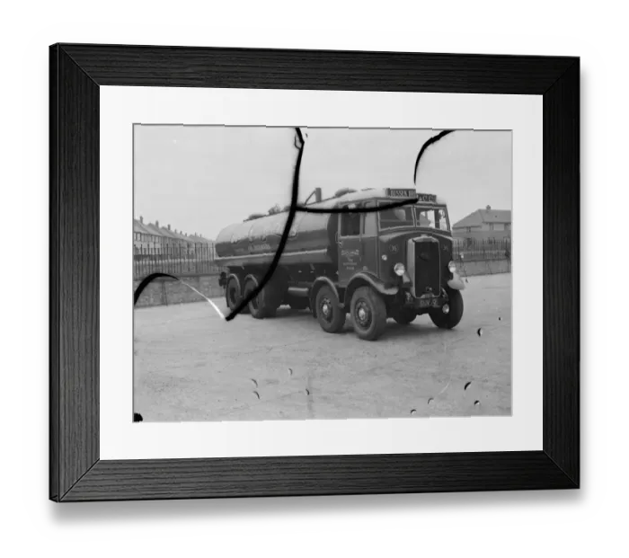 Framed Print : A tank truck belonging to Dussex Brothers & Co Ltd, the oil refiners based in Crayford Framed Print : A tank truck belonging to Dussex Brothers & Co Ltd, the oil refiners based in Crayford