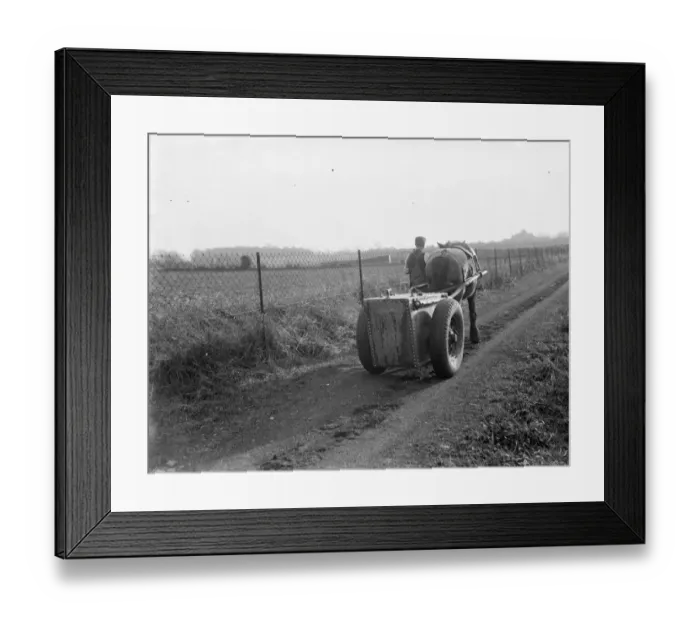 Framed Print : The horse - drawn mash cart making its way to the pig styes at Tripes Farm at Orpington Framed Print : The horse - drawn mash cart making its way to the pig styes at Tripes Farm at Orpington