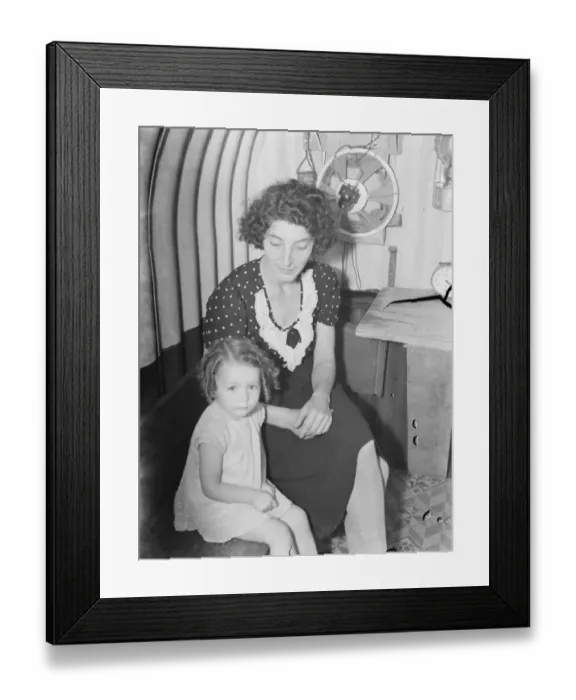 Framed Print : Mrs Ellis and Valerie Ellis sitting in an air raid shelter in Downham, Kent Framed Print : Mrs Ellis and Valerie Ellis sitting in an air raid shelter in Downham, Kent