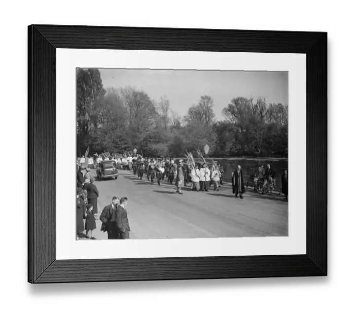 Framed Print : Choir boys in procession during the Palm Sunday celebrations at Orpington, Kent Framed Print : Choir boys in procession during the Palm Sunday celebrations at Orpington, Kent
