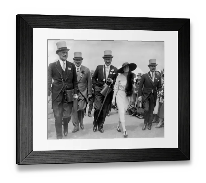 Framed Print : Ascot. Mr and Mrs John Dewar. 1934 Framed Print : Ascot. Mr and Mrs John Dewar. 1934