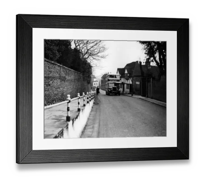Framed Print : Bus in Ashford, Kent Framed Print : Bus in Ashford, Kent