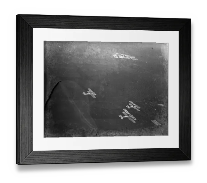 Framed Print : Three De Havilland DH60X moths ( G-aPW, G-aRA, G-AFPY ) performing a dummy air Framed Print : Three De Havilland DH60X moths ( G-aPW, G-aRA, G-AFPY ) performing a dummy air