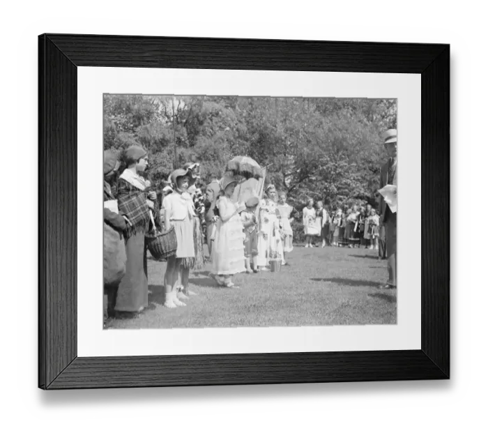 Framed Print : Sidcup fete in Kent. The fancy dress parade. 1939