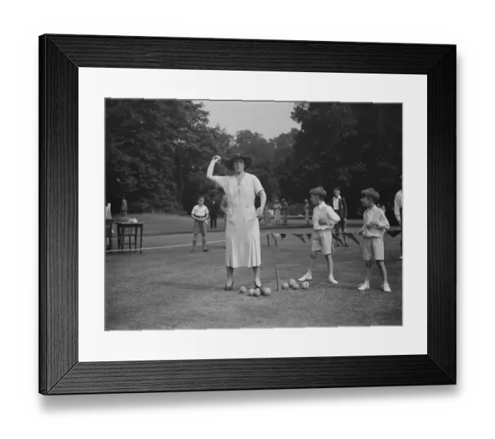 Framed Print : Mrs W O H Joynson opens garden fete, Kevington. 1937 Framed Print : Mrs W O H Joynson opens garden fete, Kevington. 1937