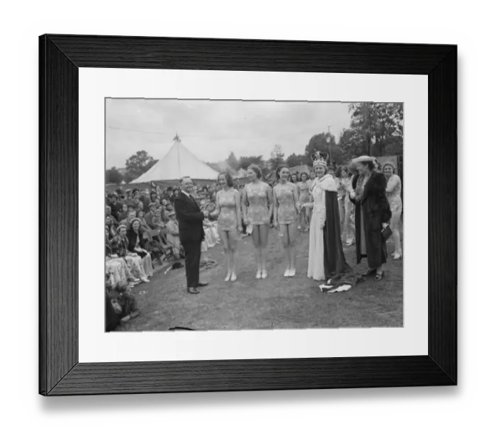 Framed Print : The Mayor and councillor Mr Blackman (left), the Carnival Queen Mrs Joan and Miss Framed Print : The Mayor and councillor Mr Blackman (left), the Carnival Queen Mrs Joan and Miss