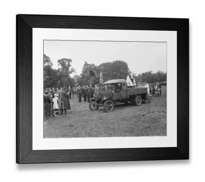 Framed Print : Open - air British Legion service in Foots Cray, Kent. 1935 Framed Print : Open - air British Legion service in Foots Cray, Kent. 1935