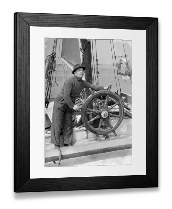 Framed Print : Barge Race (Sailing) preparations for fimal race Sara (Left to right - J Uglow Framed Print : Barge Race (Sailing) preparations for fimal race Sara (Left to right - J Uglow