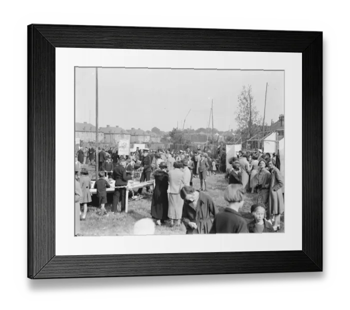 Framed Print : Holy Redeemer fete in Lamorbey, Kent. 1937 Framed Print : Holy Redeemer fete in Lamorbey, Kent. 1937