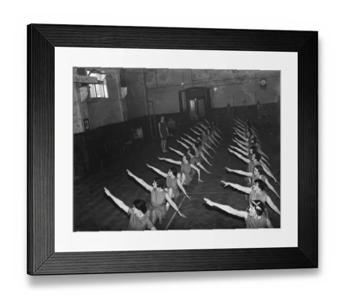 Framed Print : Womens keep fit class in Dartford, Kent. 1937