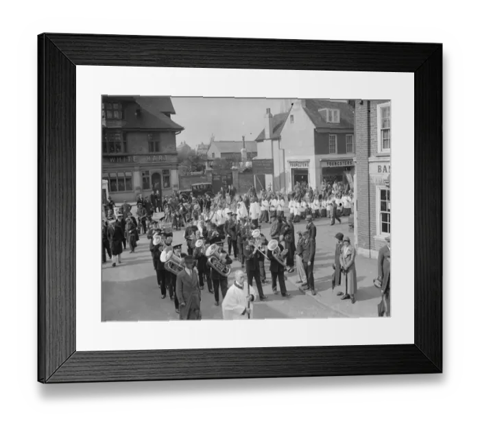 Framed Print : Palm Sunday procession at Orpington, Kent. 1935 Framed Print : Palm Sunday procession at Orpington, Kent. 1935