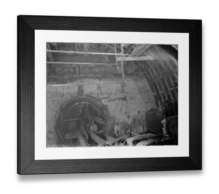 Framed Print : The construction of the Dartford Tunnel. Workers building the main tunneling shield Framed Print : The construction of the Dartford Tunnel. Workers building the main tunneling shield