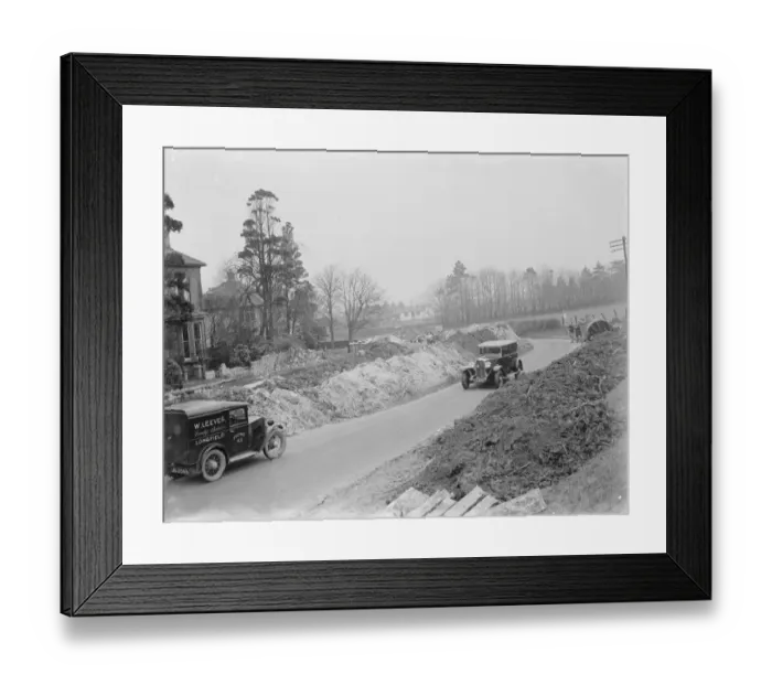 Framed Print : Road widening taking place in Wrotham, Kent. 1937 Framed Print : Road widening taking place in Wrotham, Kent. 1937