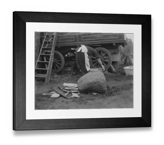 Framed Print : Josstone in Footscray, Kent. 1936 Framed Print : Josstone in Footscray, Kent. 1936