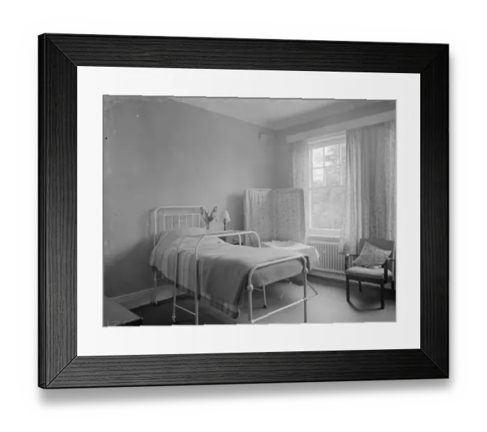 Framed Print : Riseley maternity home in Horton Kirby. The interior of the wards