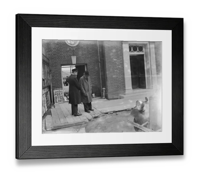 Framed Print : The Dartford General Post Office in spring. 1937 Framed Print : The Dartford General Post Office in spring. 1937