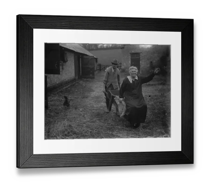 Framed Print : Diamond wedding. Couchma. Franks Farm. Horton Kirby. 1934
