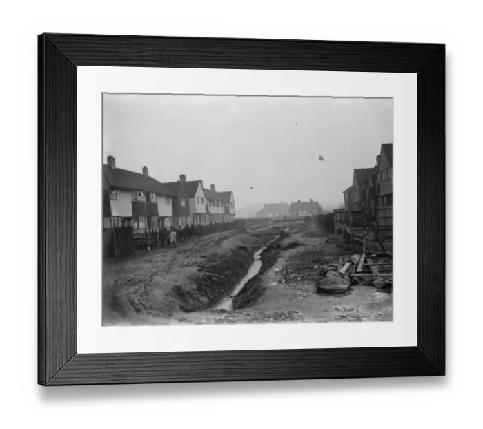Framed Print : Fen Grove road in Sidcup, Kent. 1937 Framed Print : Fen Grove road in Sidcup, Kent. 1937