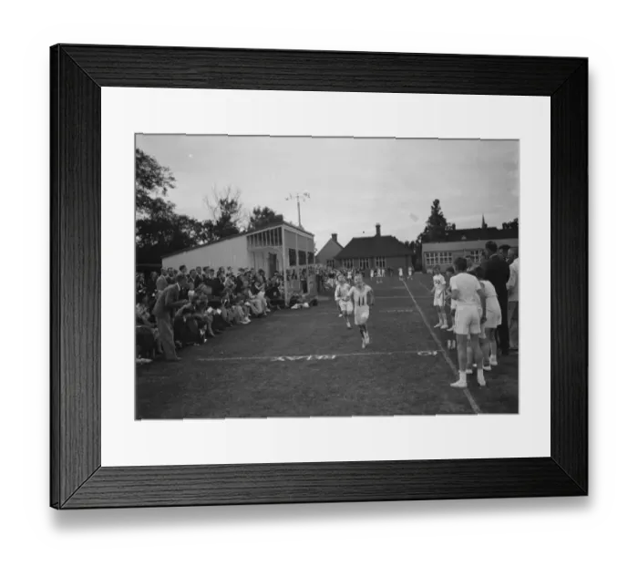 Framed Print : Dartford Grammar School Sports. 17 July 1937 Framed Print : Dartford Grammar School Sports. 17 July 1937
