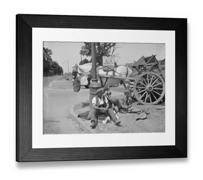 Framed Print : Road men taking tea in Eltham. 14 July 1937 Framed Print : Road men taking tea in Eltham. 14 July 1937