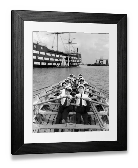 Framed Print : Cadets of HMS Worcester off Greenhithe Kent at rowing practice with their training Framed Print : Cadets of HMS Worcester off Greenhithe Kent at rowing practice with their training